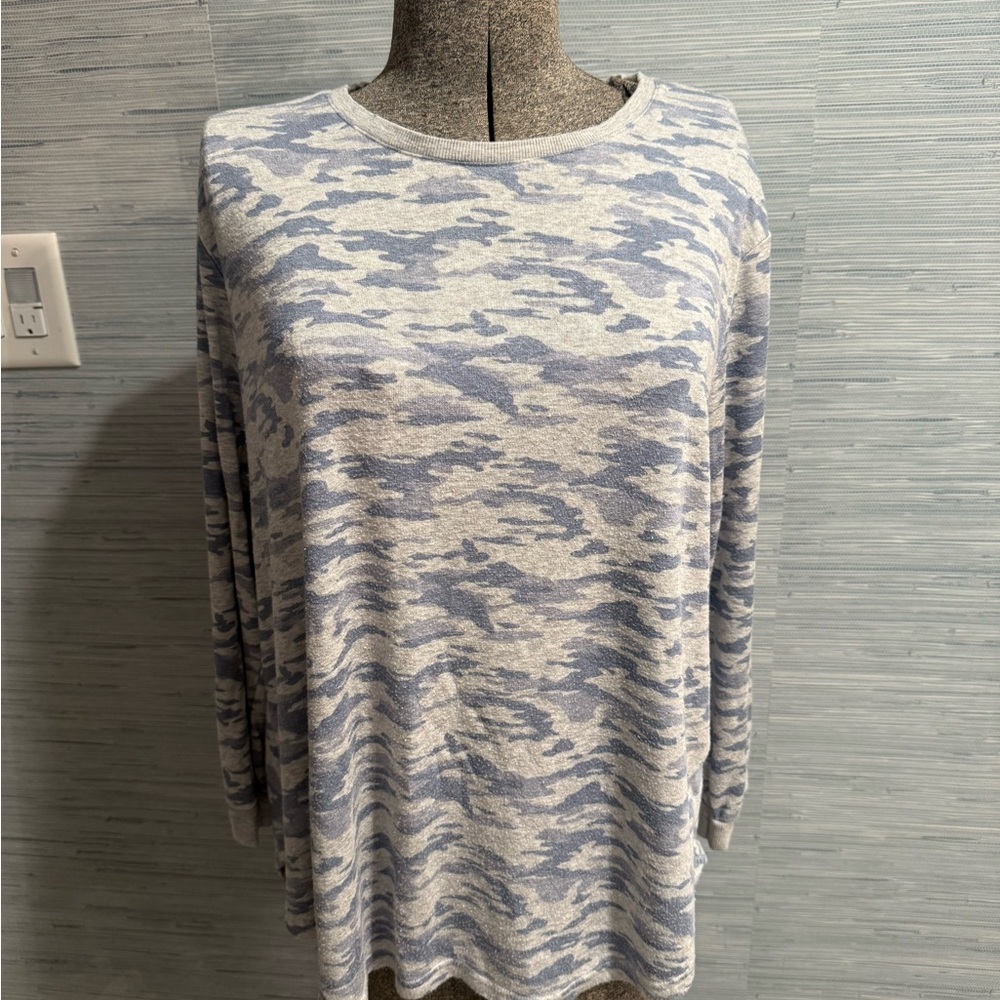 Jane and Delancey Heather Gray Knit Top